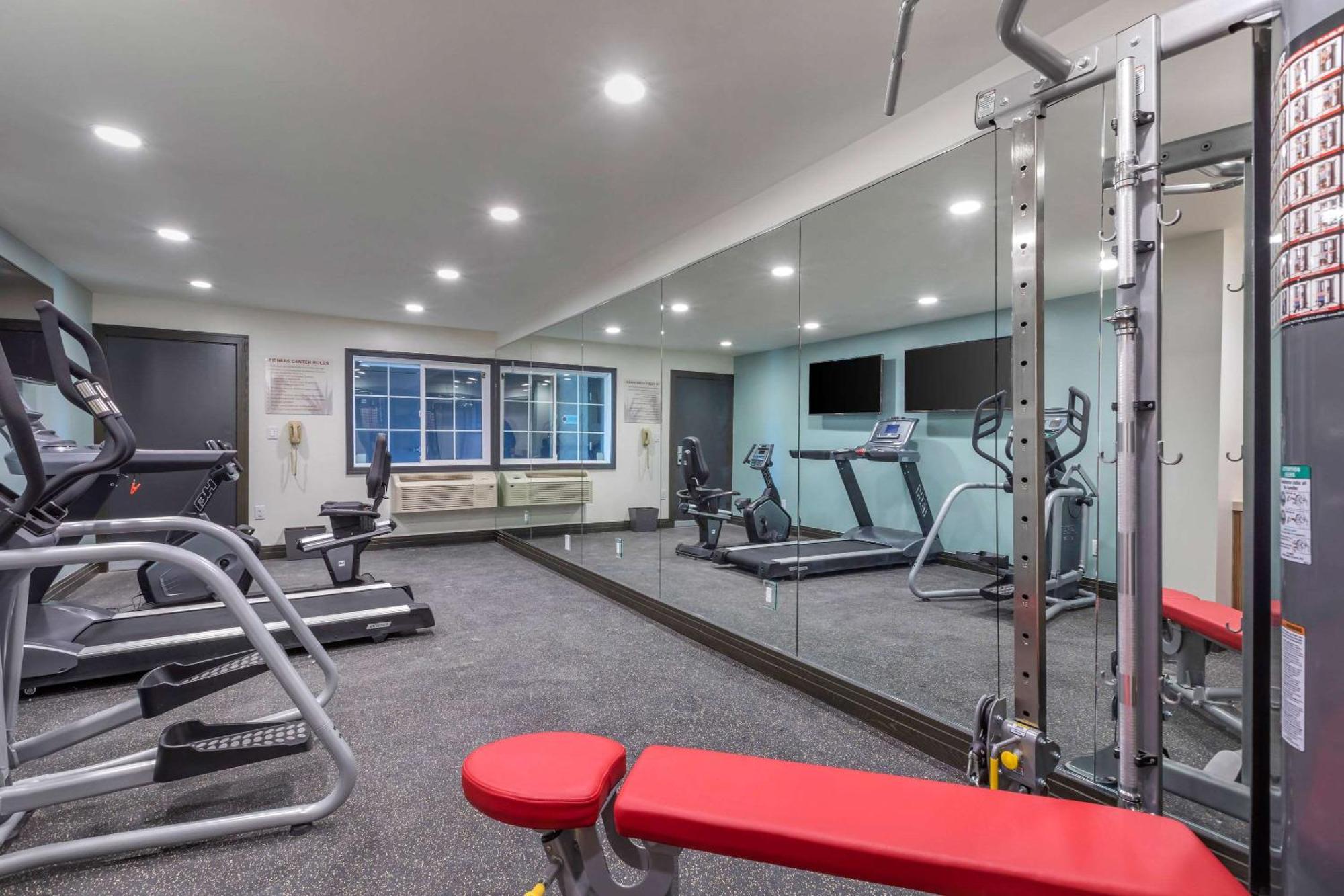 Bluestem Hotel Torrance Los Angeles, Ascend Hotel Collection Екстериор снимка